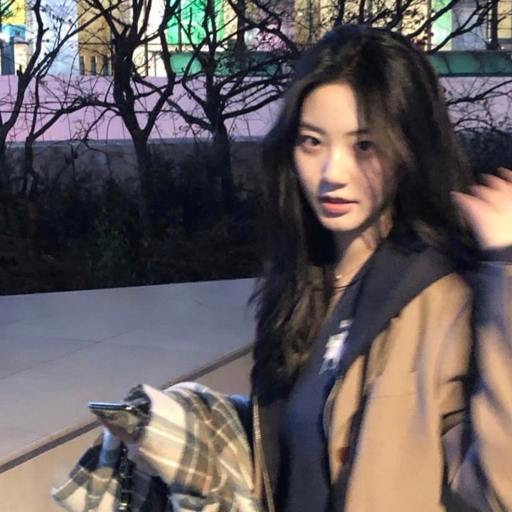 那个女孩的俘虏